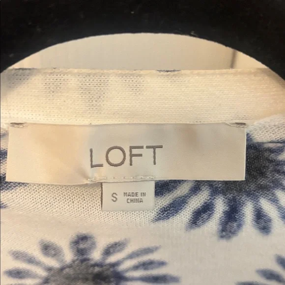 LOFT Cream and Navy Floral Button Front Cardigan - Picture 2 of 6